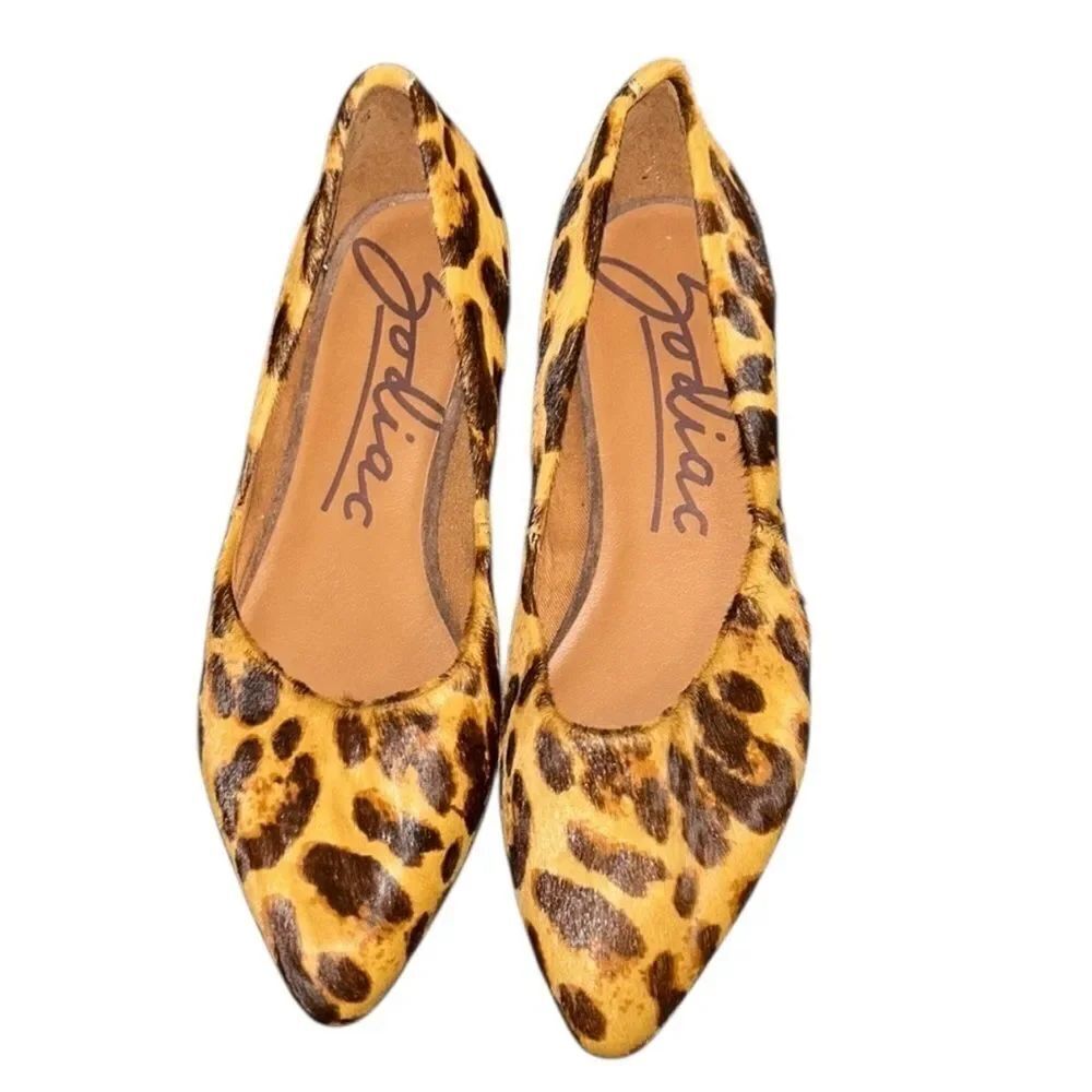 Zodiac Leopard Print Leather Slip on Flats(Size 7M)